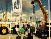 1-Wienäber-Großer Wienäber Stand auf der NordBau 2014 – die Besucher konnten viele Hyundai Maschinen vor Ort bestaunen, kaufen, mieten – Kundenservice in Norddeutschland   4.jpg