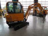 Kompaktbagger-Minibagger-R18-9-Hyundai-Wienaeber-Baumaschinen-neuIMG_1603.jpg