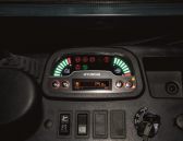 Minibagger-18-Tonnen-R18-9-Wienaeber-Baumaschinen-Hyundai-R18-9_OLED display.jpg