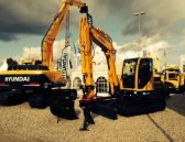 1-Wienäber-Großer Wienäber Stand auf der NordBau 2014 – die Besucher konnten viele Hyundai Maschinen vor Ort bestaunen, kaufen, mieten – Kundenservice in Norddeutschland  5.jpg