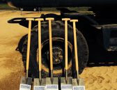 500 Spatenstich Vorbereitungen Wienaeber Hyundai Baumaschinen Wesenberg Reinfeld mit Mobilbagger R180.jpg