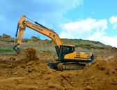 Kettenbagger-HX300L-Hyundai-Wienaeber-Kettenbagger-Hyundai-Wienaeber-Baumaschinen-HX300-L-DSC_4837.jpg