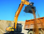 Kettenbagger-HX430L-Hyundai-Wienaeber-Baumaschinen-LR_HX 430L (1).jpg