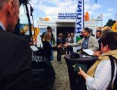 Wienaeber-Baumaschine-Hyundai-Messe-NordBau-Dr-Annette-Heuer-Pressekonferenz-30).jpg
