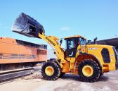 Radlader-HL960-Hyundai-Wienaeber-BauamschineLR_Foto CE October.jpg