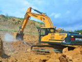 Kettenbagger-HX300L-Hyundai-Wienaeber-Kettenbagger-Hyundai-Wienaeber-Baumaschinen-HX300-L-DSC_4874.jpg