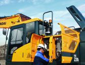 Kettenbagger-HX20L-Hyundai-Wienaeber-Baumaschinen-Kettenbagger-Hyundai-Wienaeber-Hydraulikbagger-HX220L-22-Tonne-Kauf-Lübeck.jpg