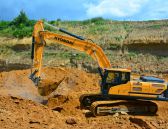 Kettenbagger-HX300L-Hyundai-Wienaeber-Kettenbagger-Hyundai-Wienaeber-Baumaschinen-HX300-L-DSC_4884.jpg