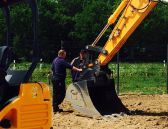 800-wienaeber-hyundai-baumaschinen-kette 180 neu miete schaufel.jpg