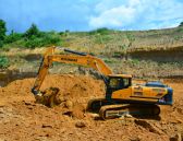 Kettenbagger-HX300L-Hyundai-Wienaeber-Kettenbagger-Hyundai-Wienaeber-Baumaschinen-HX300-L-DSC_4881.jpg