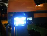 Radlader-HL975-Hyundai-Wienaeber-Baumaschinen-LR_HL975_LED lamp_front3.jpg