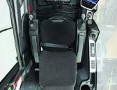 Kettenbagger-HX430L-Hyundai-Wienaeber-Baumaschinen-LR_HX430L_cabin view.jpg