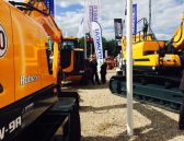 Wienaeber-Baumaschine-Hyundai-Messe-Presse-(00A ABN).jpg