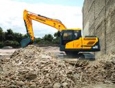 Kettenbagger-HX180L-Hyundai-Wienaeber-BaumaschinenLR_HX180L_right view.jpg