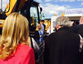 Wienaeber-Baumaschine-Hyundai-Messe-Presse-Dr-Annette-Heuer- (00E).jpg